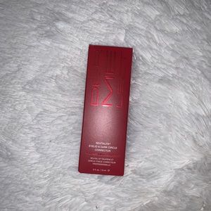 Dark circle corrector